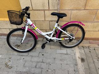Bicicleta infantil Denbike blanca y rosa