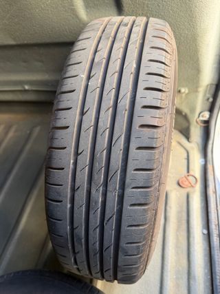Llantas Golf 5