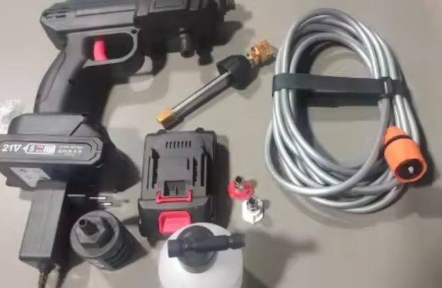 Hidrolimpiadora a batería 21V y 2 baterías, NUEVA
