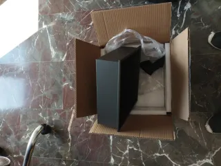 Hornacina metalica gris  para baño   30x30 nueva