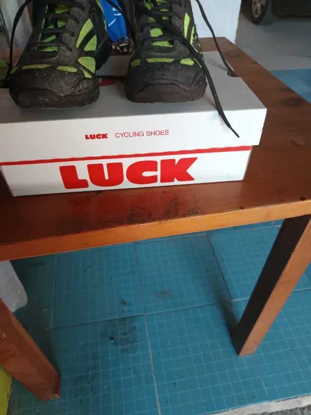 Zapatillas Ciclismo LUCK Talla 42