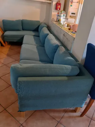 Divano angolare Ikea tessuto blu