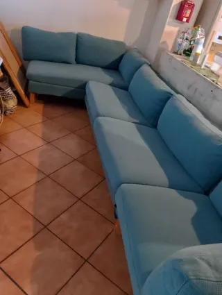 Divano angolare Ikea tessuto blu