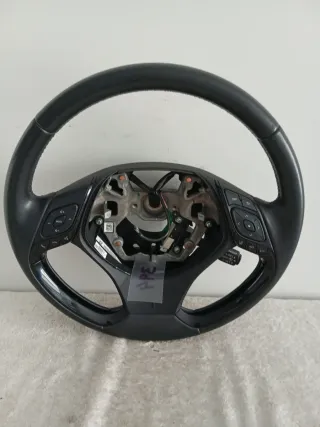 Volante Toyota C-HR