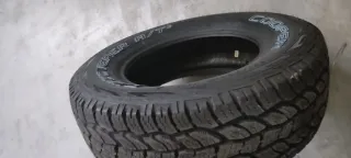 Rueda Cooper Discoverer A/T 235/70 R16 