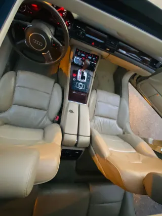 Audi A8 2003