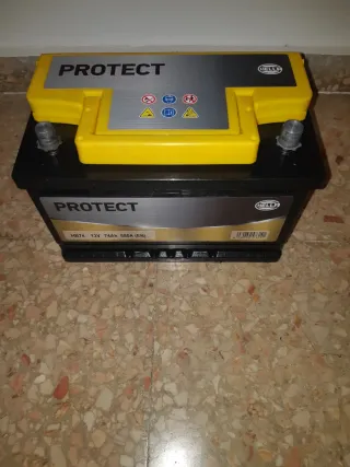 Batería Hella Protect HB74 74Ah 680A