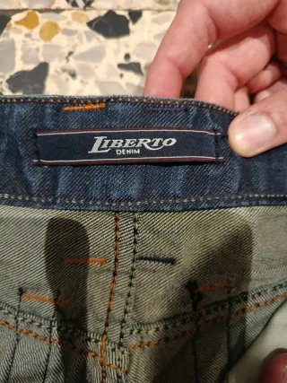 Pantalón vaquero hombre azul