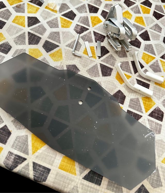 Parabrisas Universal Moto + Accesorios