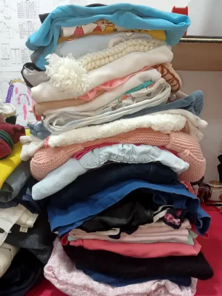 Lote de ropa variada