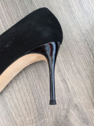 Tacones Aguja Carolina Herrera Negros