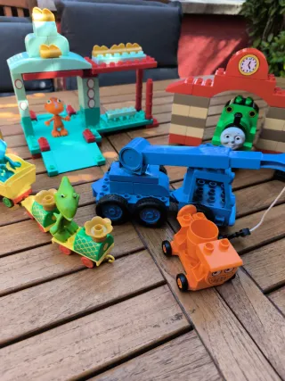 Lote Duplo y Mega Bloks