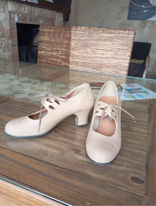 Zapatos de baile beige