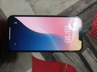 iPhone 13 Apple