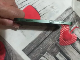 iPhone 13 Apple
