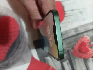 iPhone 13 Apple