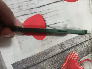 iPhone 13 Apple