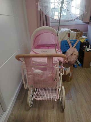 Coche Muñecas Cueva Toys Niza Rosa