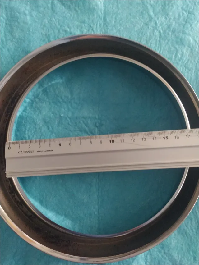 Bisel Faro Seat 124 Cromado