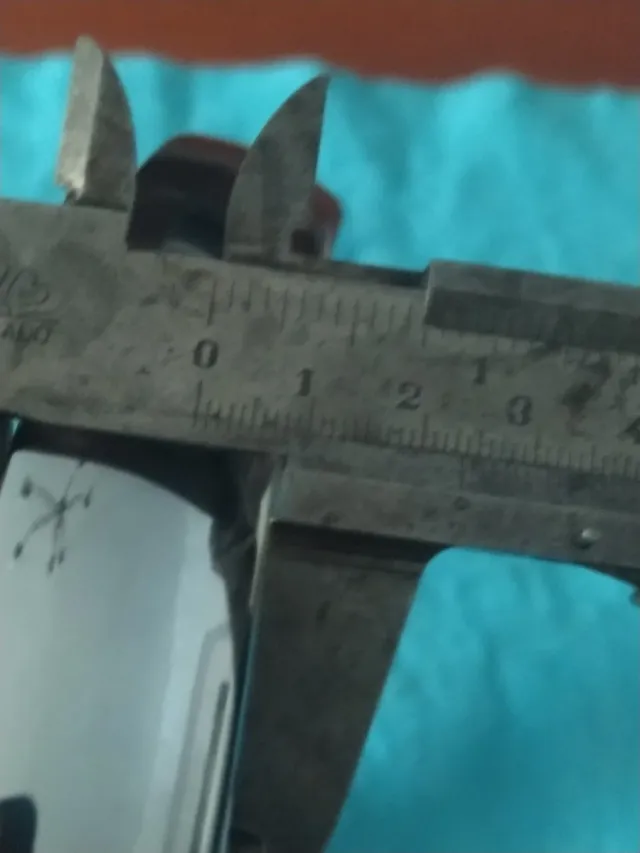 Bisel Faro Seat 124 Cromado