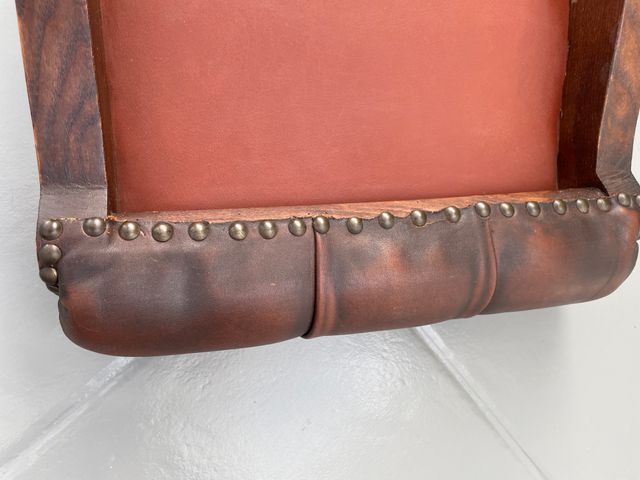 Apoio para os pés em pele Valenti Cardinal