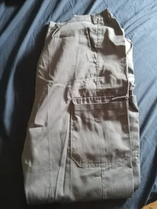 Pantalón de trabajo gris nuevo