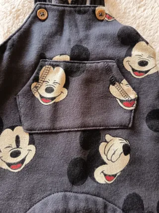 Jardineiras H&M Mickey Mouse
