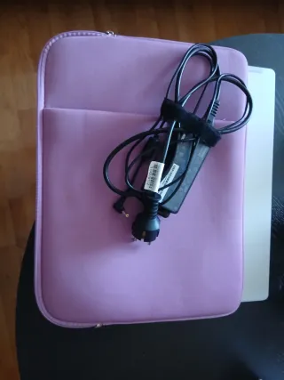 Portátil Lenovo Plata y Negro