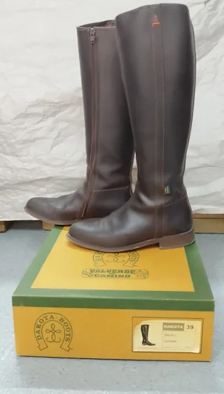 Botas Valverde del camino Talla 39 Marrón