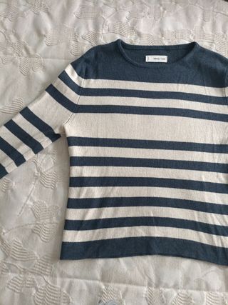 Camiseta de rayas azul y blanco