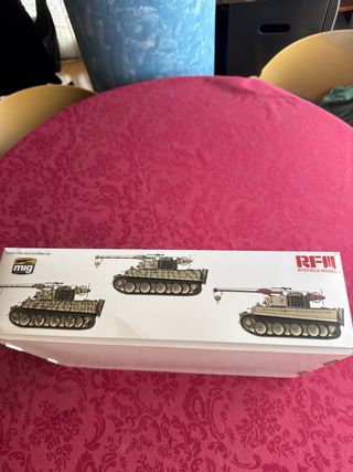 Maqueta tanque Bergepanzer Tiger I Sd.Kfz.185