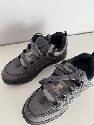 Zapatillas Skater Grises Nuevas