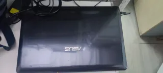 Portátil Asus i5