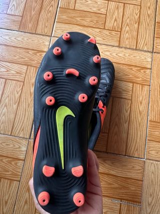 Botas de fútbol Nike tiempo adulto