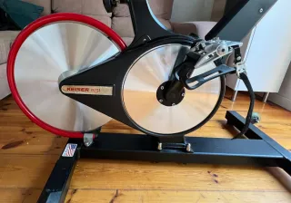 Bicicleta Estática Keiser M3i