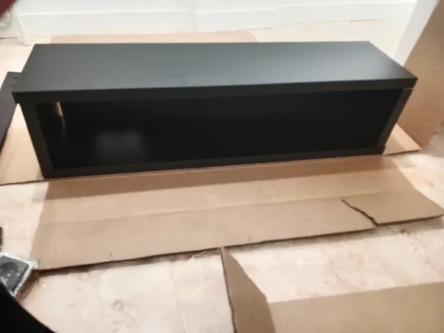 Recibidor negro de madera