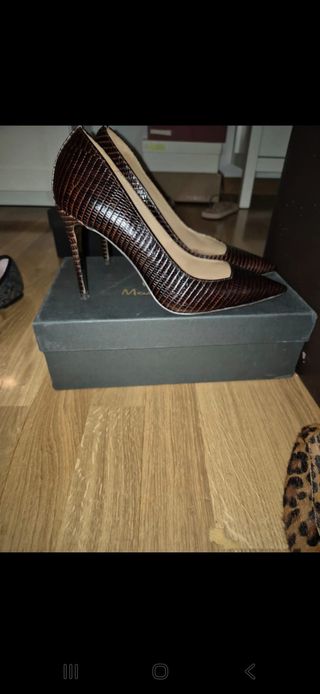 Zapatos de tacón Massimo Dutti piel marrón T40