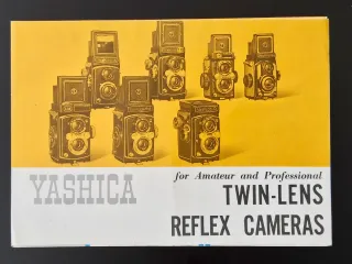 Brochure sulle fotocamere reflex a doppio obiettivo Yashica