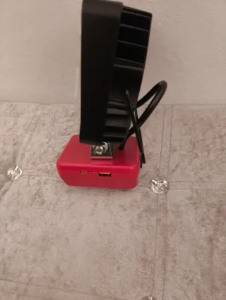 Foco LED Cuadrado Rojo