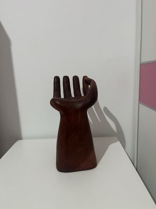 Espectacular busto figura mano del dinero. Diseño