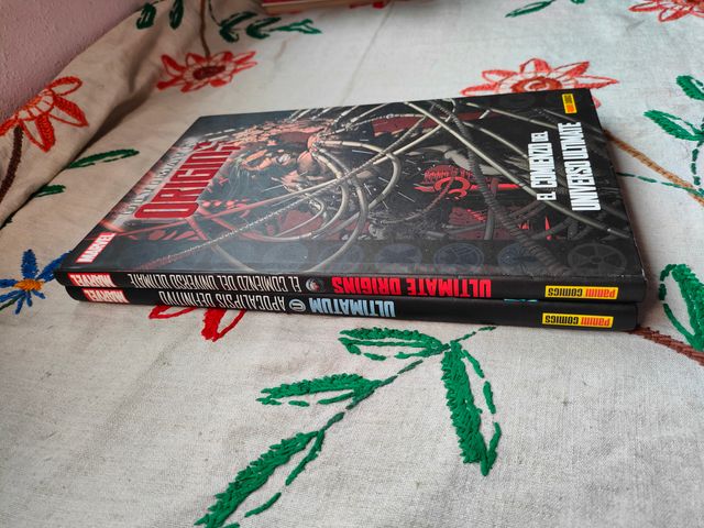 Lote Coleccionable Ultimate 49 y 51. Panini