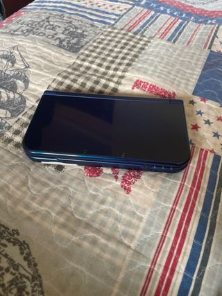 Nintendo 3DS XL Blu marino