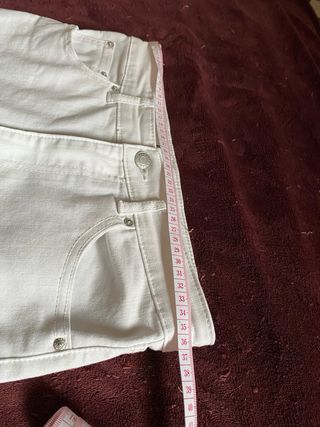 Pantalón vaquero blanco
