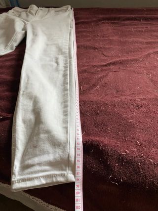 Pantalón vaquero blanco