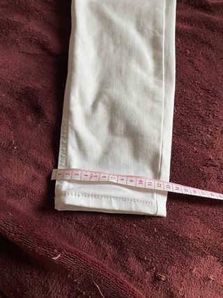 Pantalón vaquero blanco