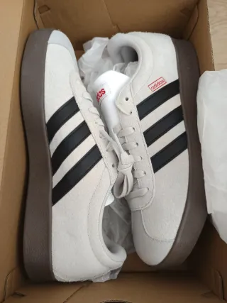 Adidas VL Court 2.0 Talla 40.5 Beige/Marrón