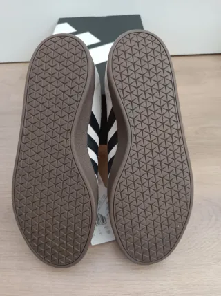 Adidas VL Court 2.0 Talla 40.5 Beige/Marrón