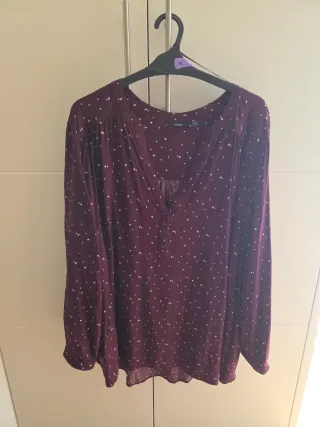 Blusa granate estampada talla 54/56