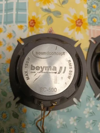 Altavoces Beyma prácticamente nuevos
