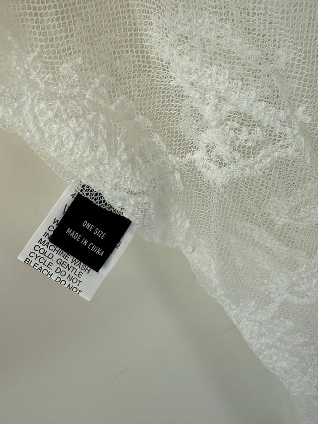 Pareo Shein Transparente Encaje